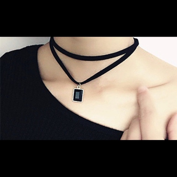 Meet your Posher, Flower child - Picture 2 of 2